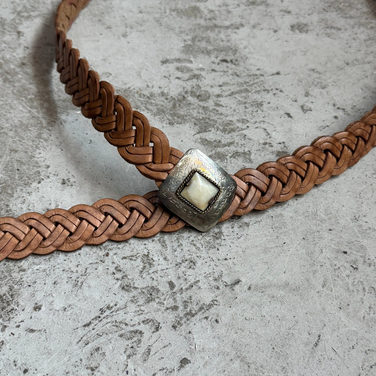 Moroccan Braided Leather Belt – Tan with Decorative Buckle & horn Detail