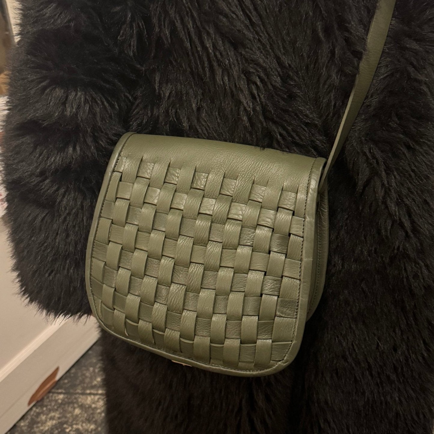 Leather Sam Woven Saddle Bag - green - Artisan Stories
