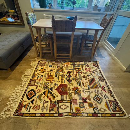 Reversible Taznakht Wool Rug – Berber Symbols | 150 x 118 cm