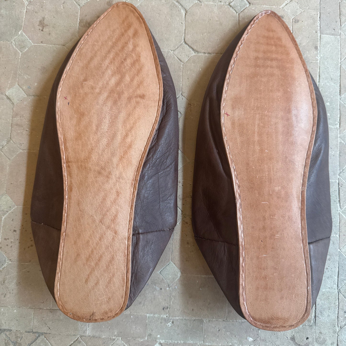 Classic Moroccan Brown Babouche Slippers – Handmade Leather