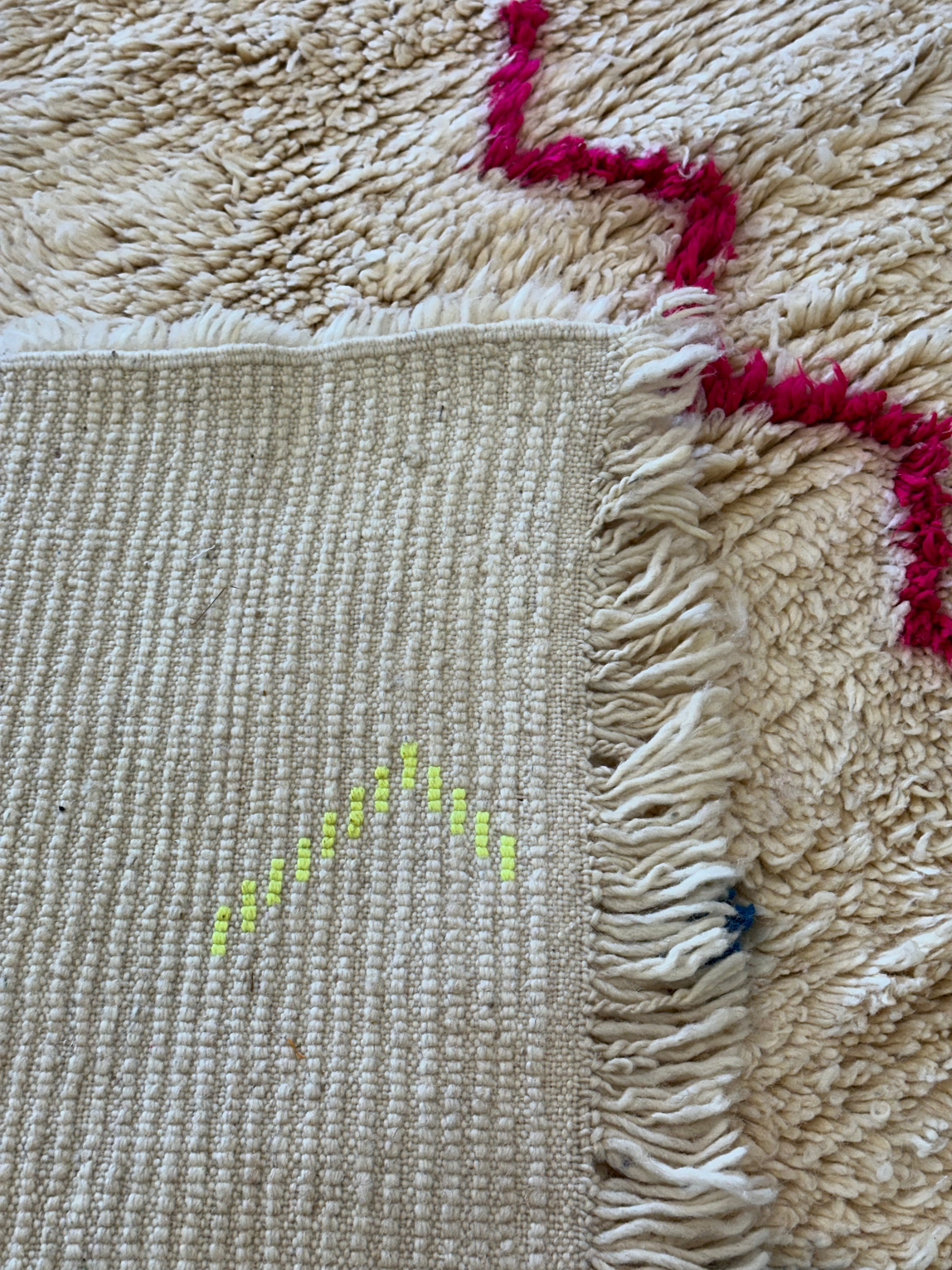BENI OURAIN RUG 255 X 155 CM - Artisan Stories 