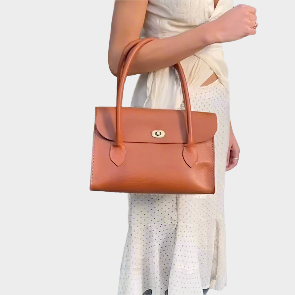 Baguette leather handbag tan - Artisan Stories