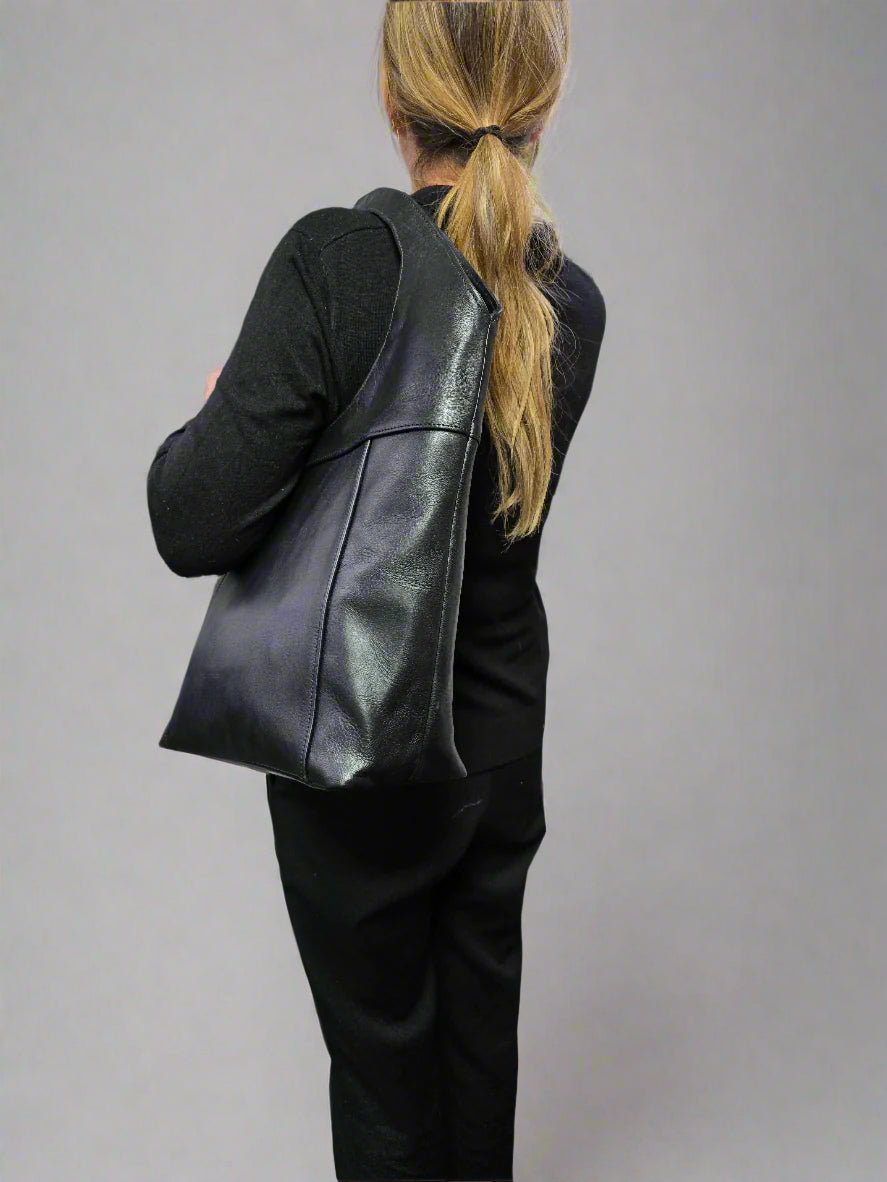 Bob Leather Tote Black - Artisan Stories