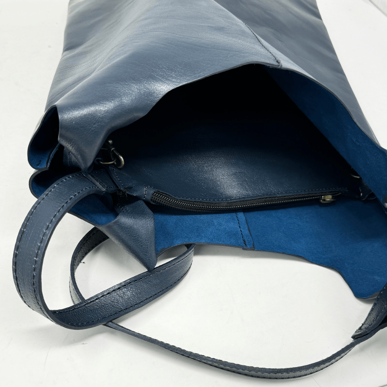 Classic Leather Tote carrier Bag - Navy Blue - Artisan Stories