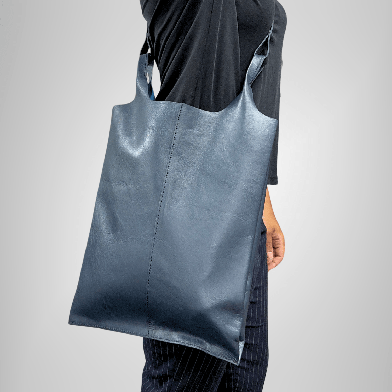 Classic Leather Tote carrier Bag - Navy Blue - Artisan Stories