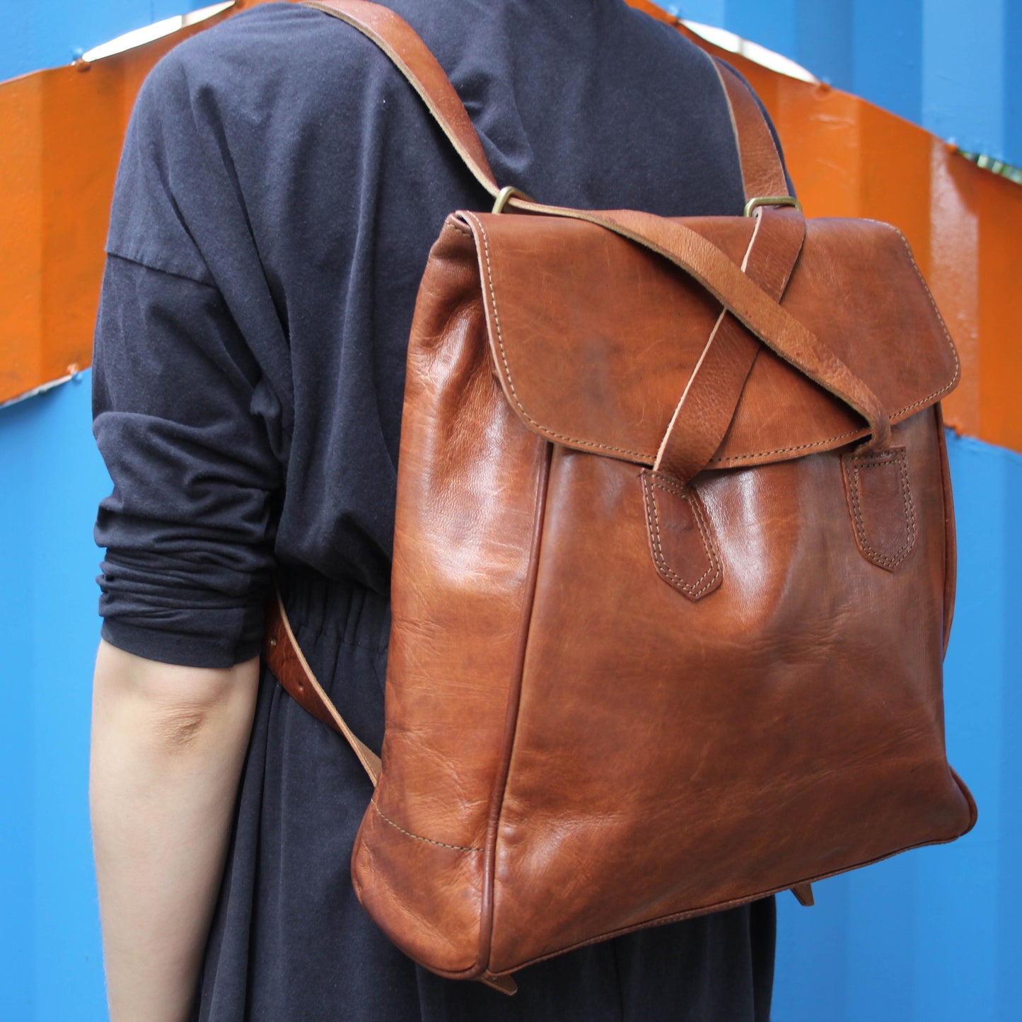 Light Brown Cleo 2-in-1 Leather Backpack/Tote - Artisan Stories 