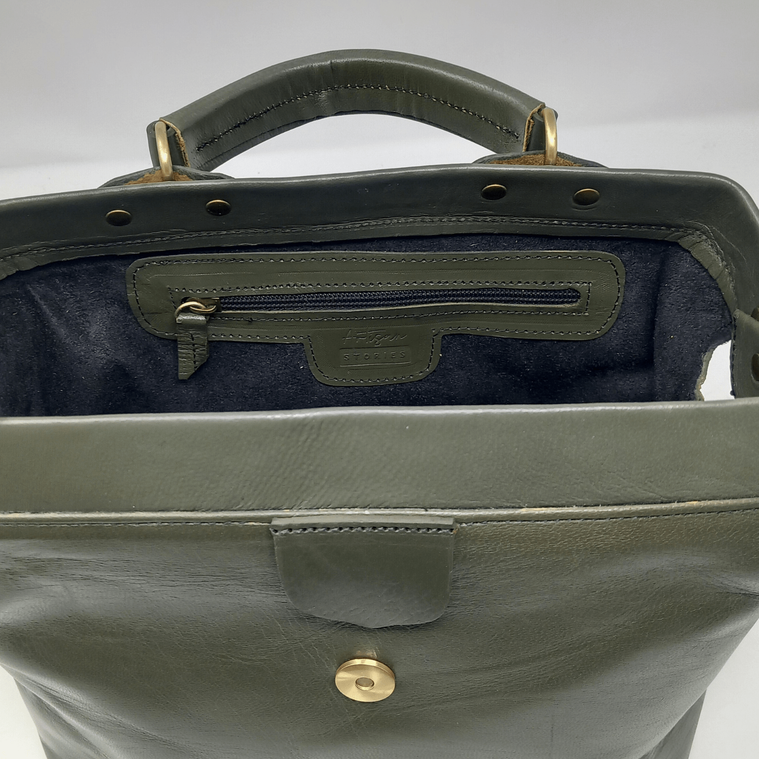 Green Leather Doctor handbag - Artisan Stories