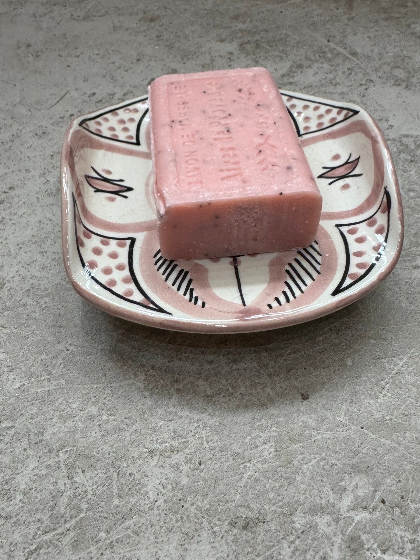 Handpainted Ceramic Soap Dish - Pink & Black - Artisan Stories