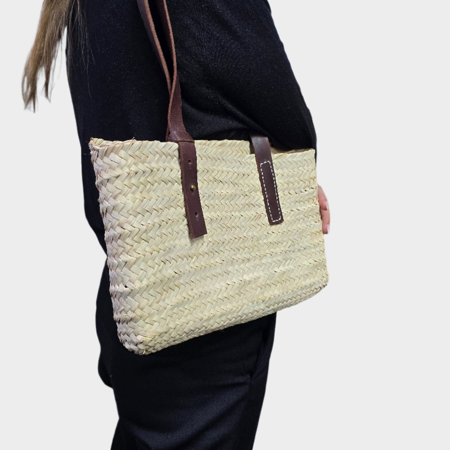 Handwoven Straw Clutch Bag With leather shoulder Strap - Artisan Stories