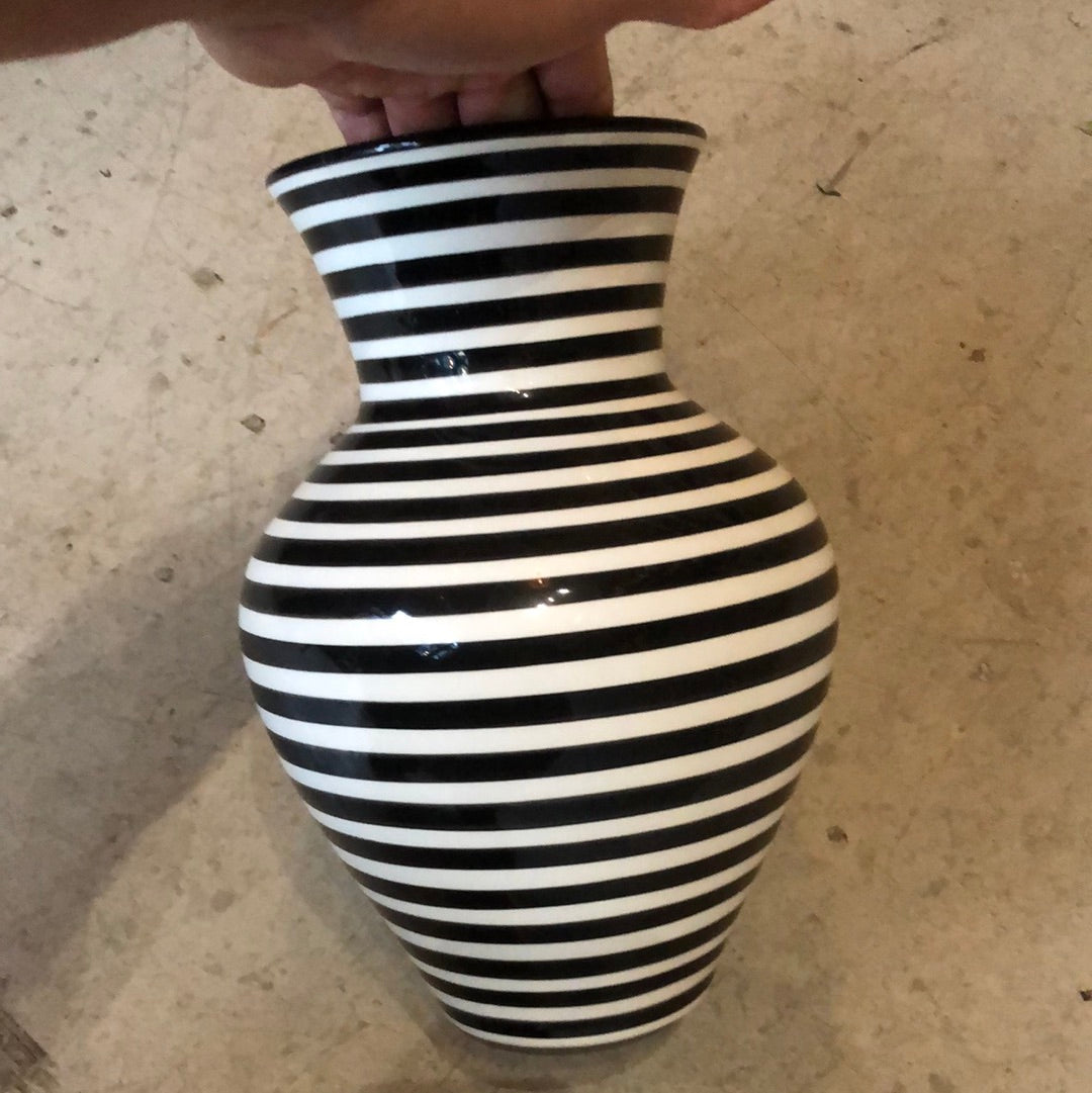 Striped Ceramic Vase Large black