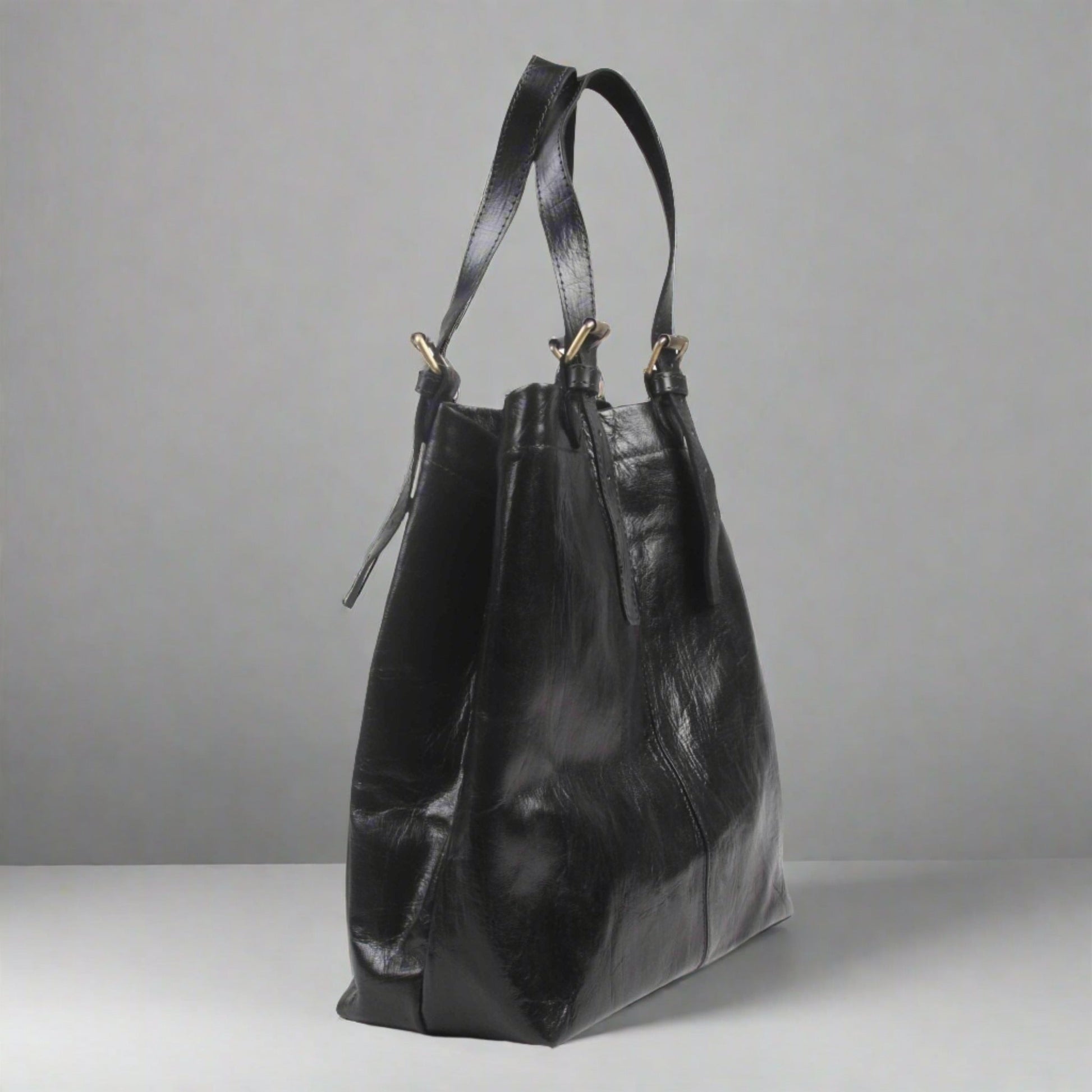 Leather 2 way Tote bag - black - Artisan Stories