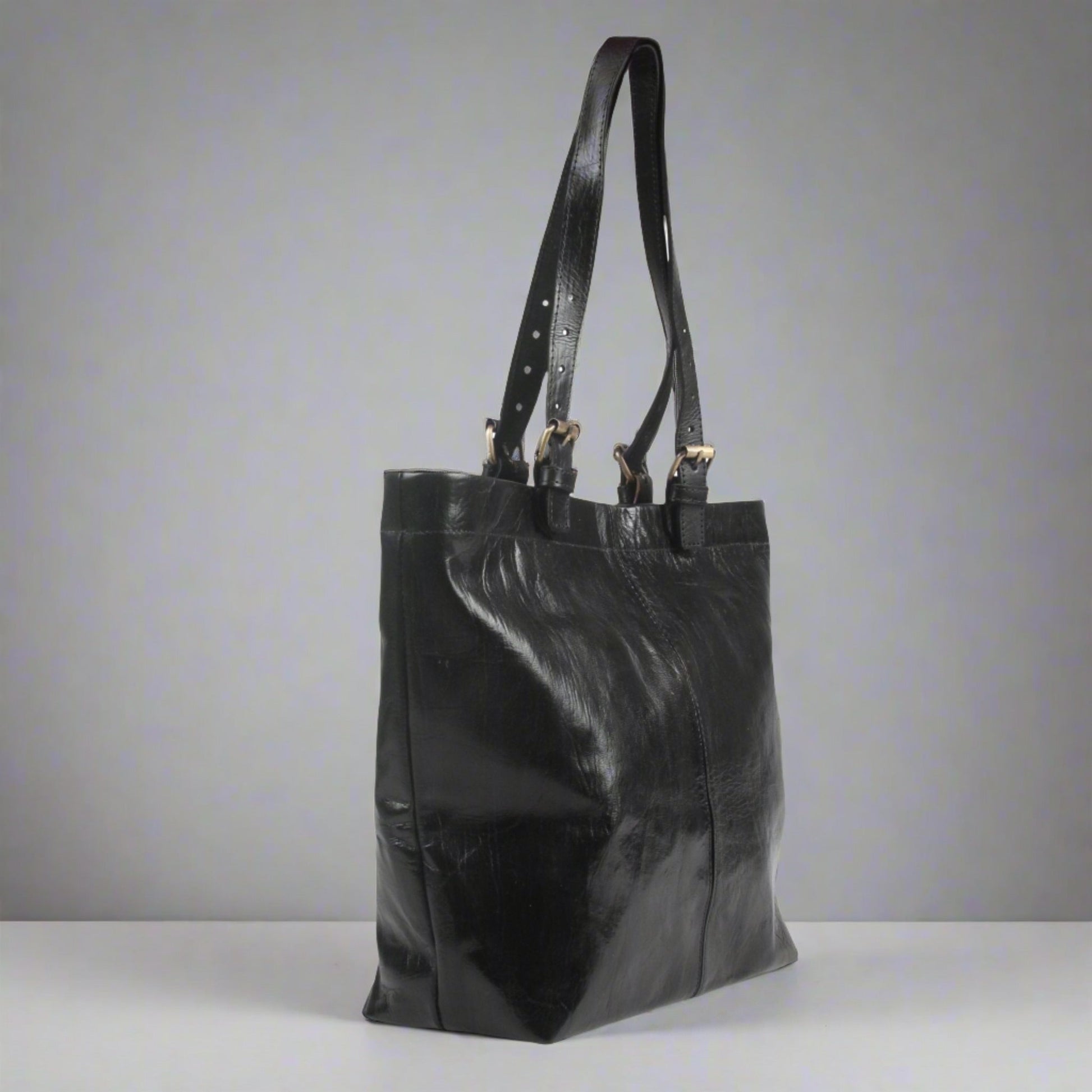 Leather 2 way Tote bag - black - Artisan Stories