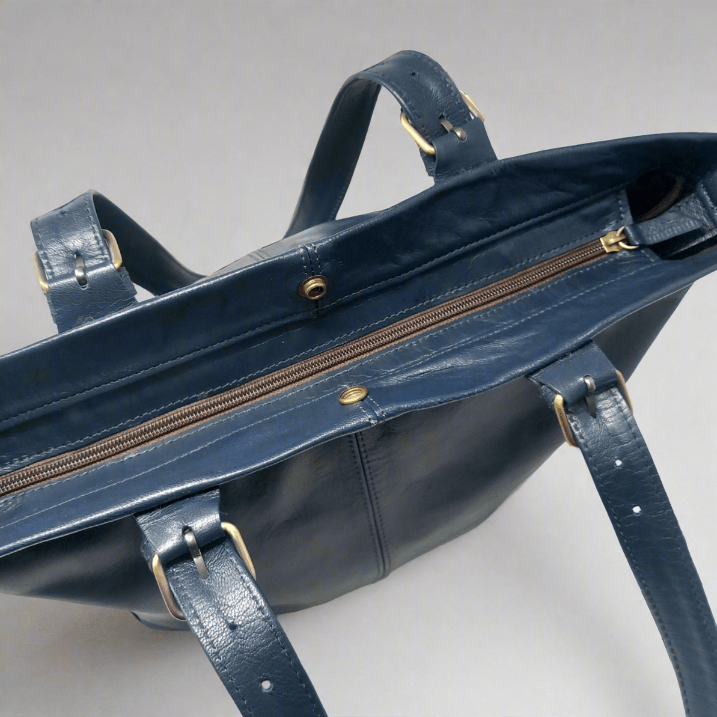 Leather 2 way Tote bag - blue - Artisan Stories