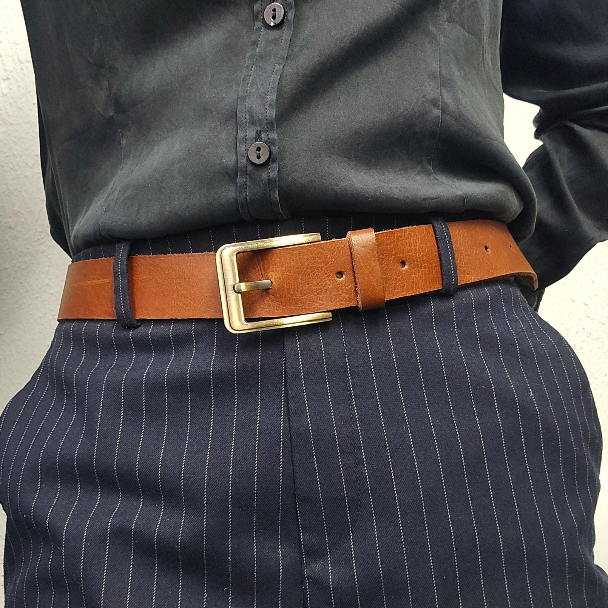 Leather jeans belt - Artisan Stories