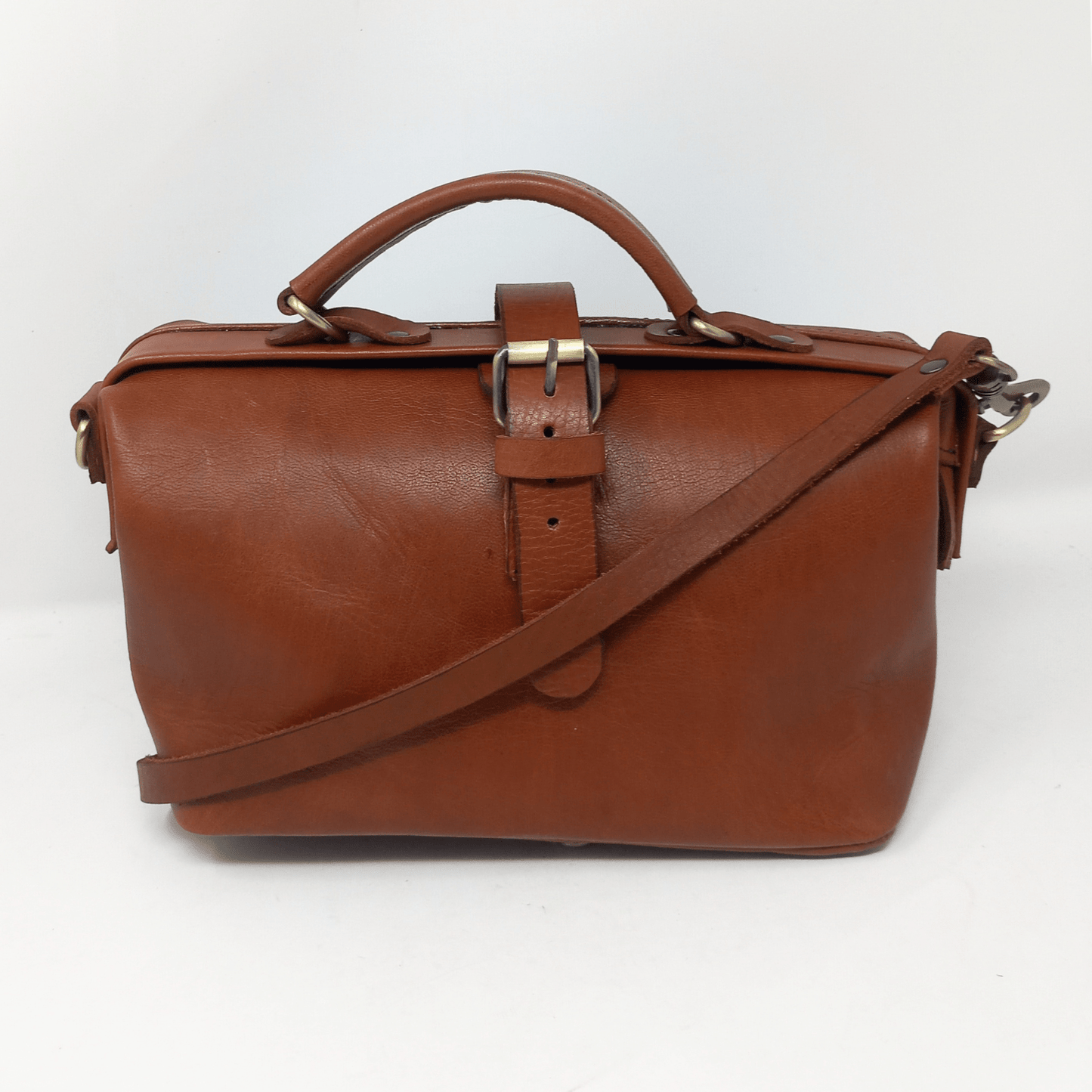 Light Brown Leather Doctors handbag - Artisan Stories