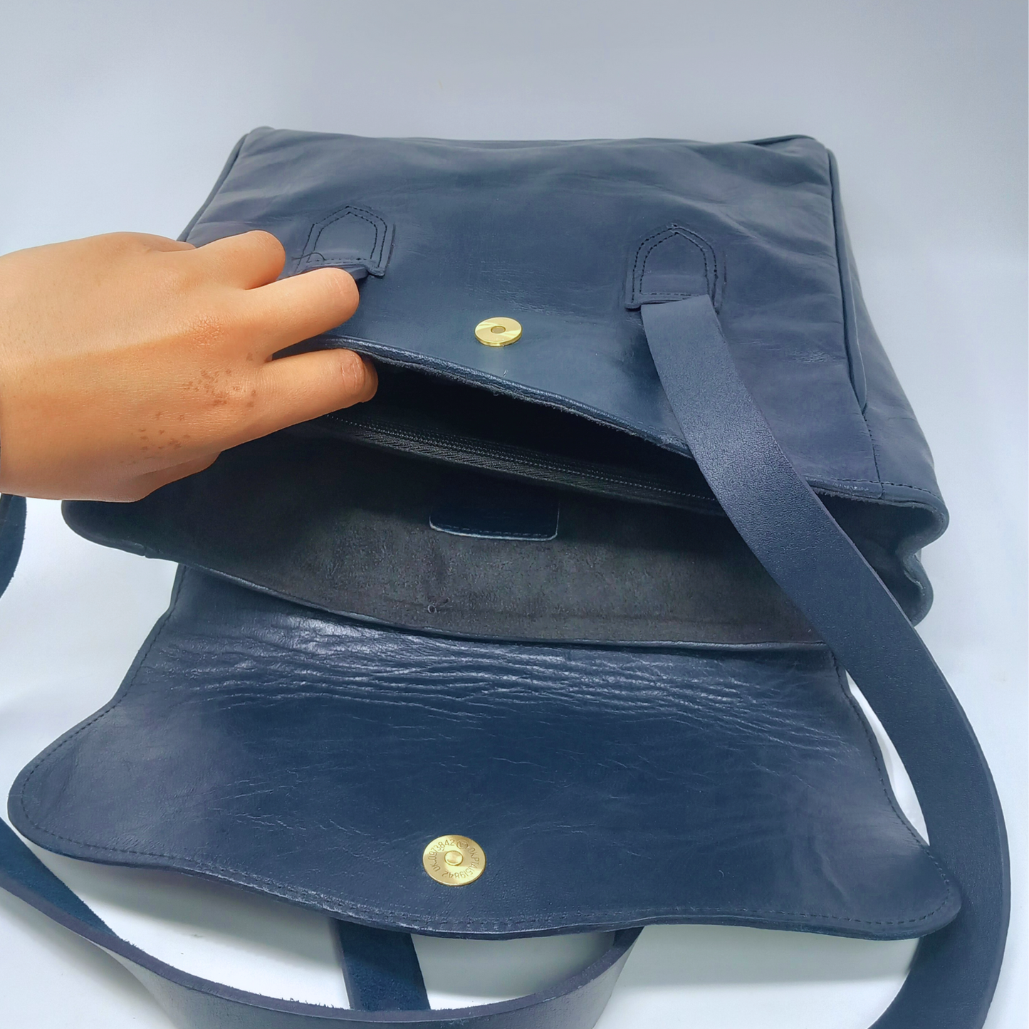 Convertible Leather Tote Backpack Cleo In Navy Blue