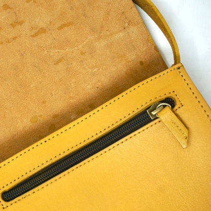 Unisex small leather Messenger Bag - yellow - Artisan Stories