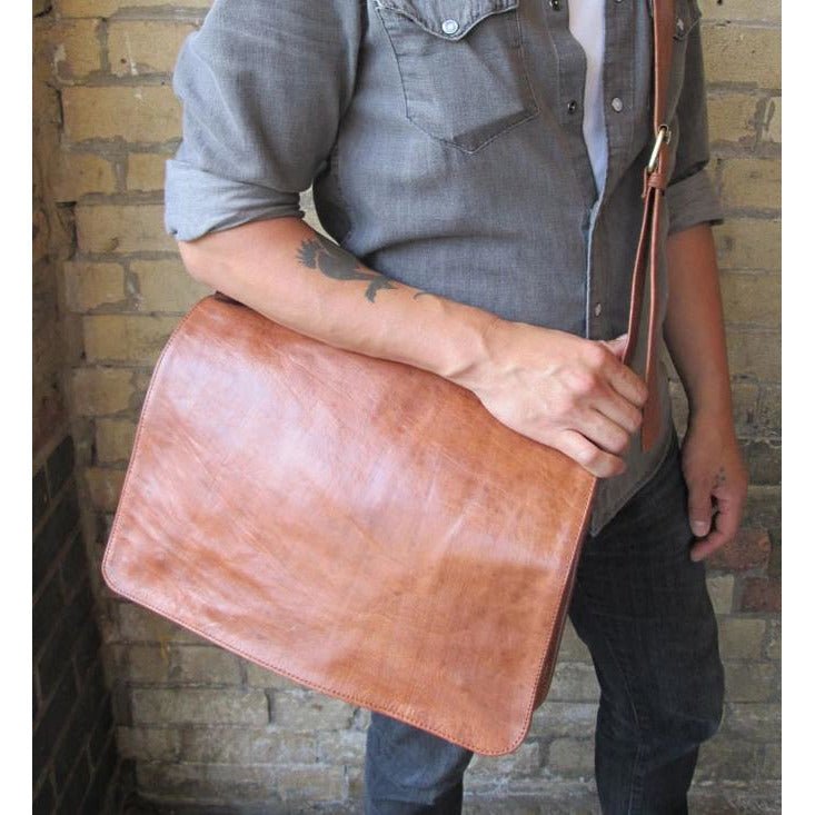 Victor Leather Messenger Bag - Tan - Artisan Stories