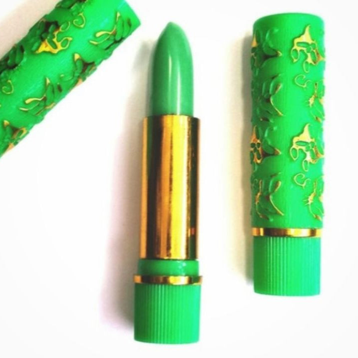 Magic Color-Changing Lipstick – pH-Adaptive & Hydrating